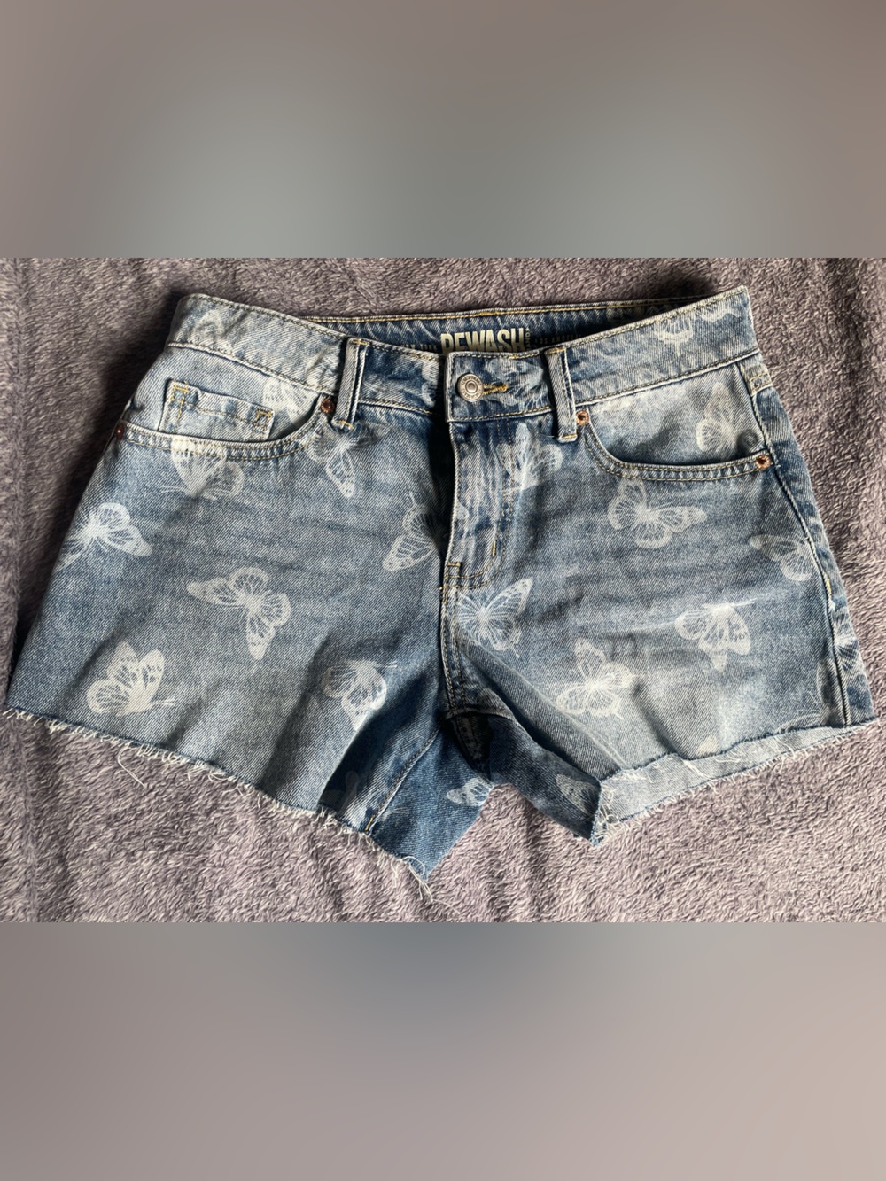 Rewash Denim Shorts 3.5” inseam - butterfly print size 1